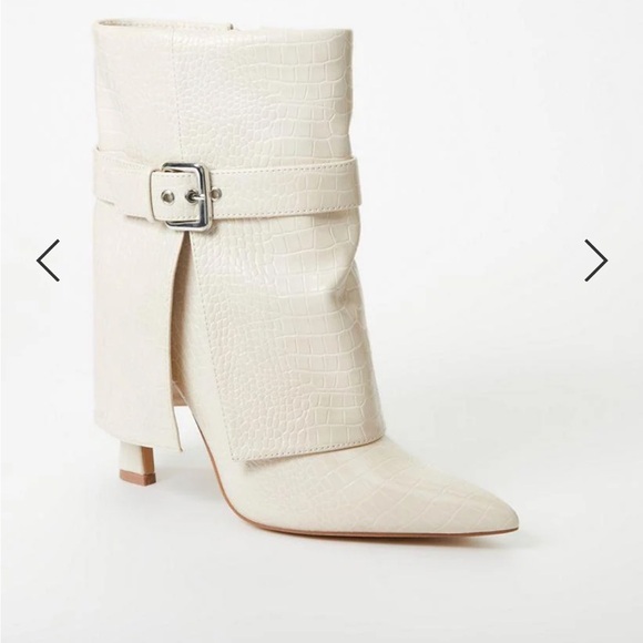 Ankle Boot - Picture 5 of 9